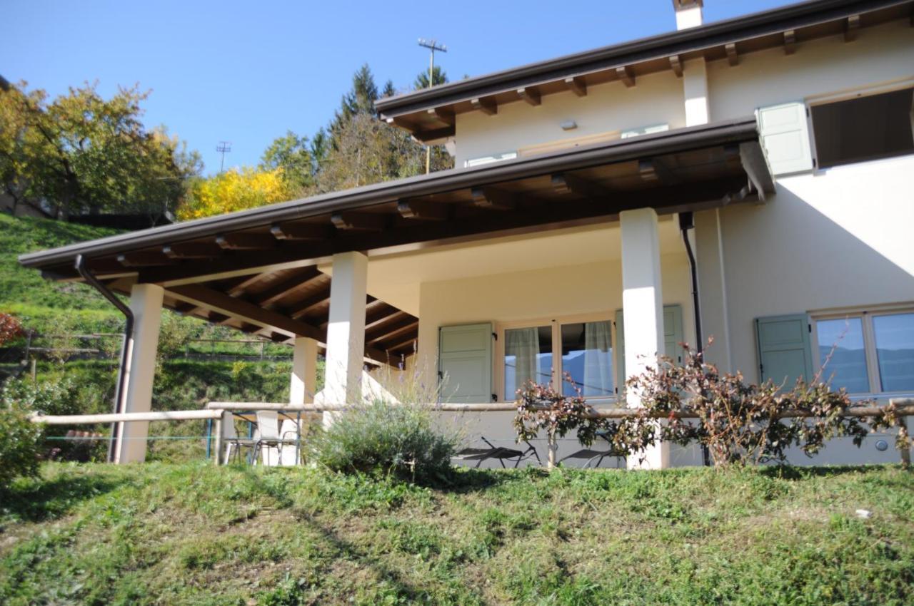 Villetta 56 Blu Yellow And Red Lake View Garden Private Parking By Garda Domus Mea Tremosine Eksteriør bilde