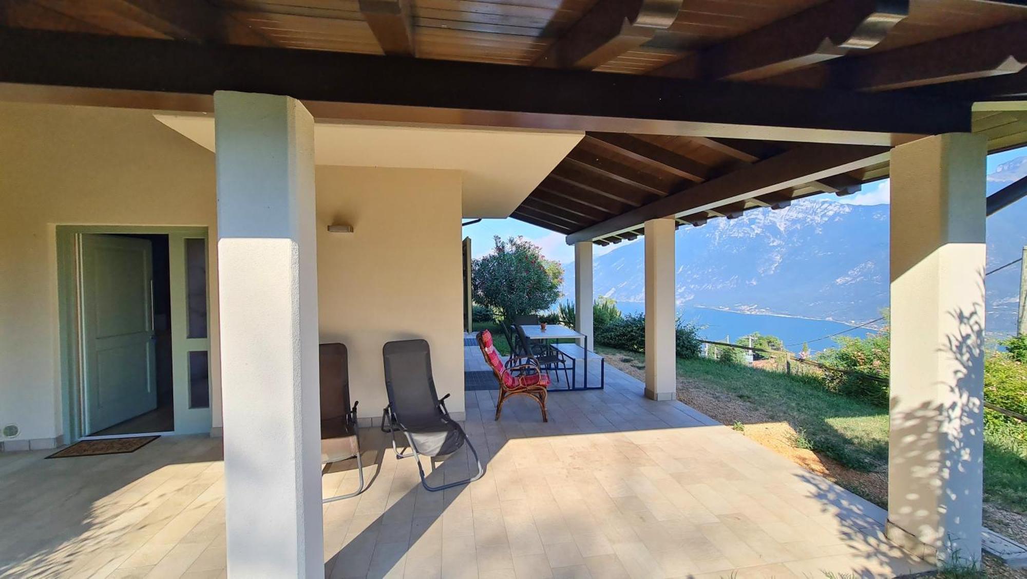 Villetta 56 Blu Yellow And Red Lake View Garden Private Parking By Garda Domus Mea Tremosine Eksteriør bilde